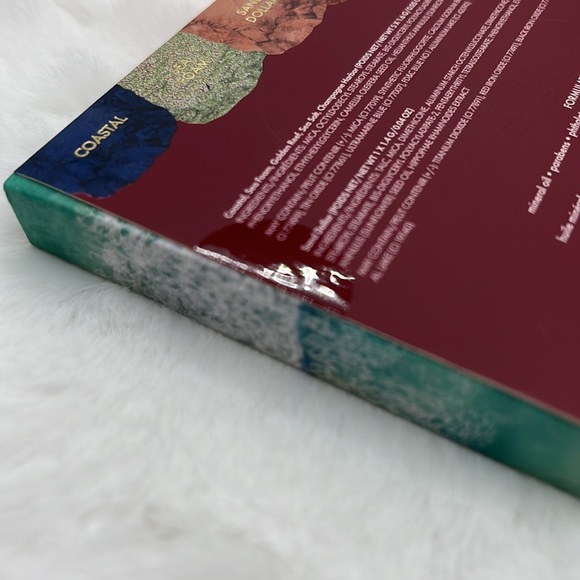 Wander Beauty Wandress Seascape Eyeshadow Palette - Picture 4 of 5